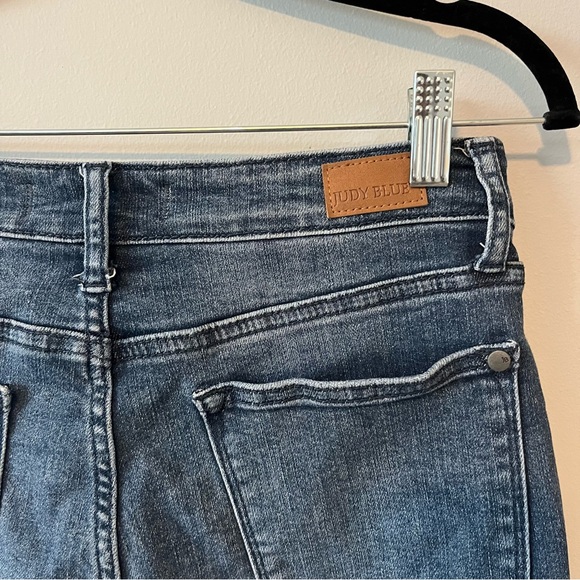 Judy Blue Skinny Distressed Jeans - Picture 8 of 8